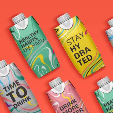 Acqua in brick TetraPak...