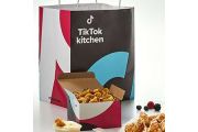 TikTok punta sul food delivery e sceglie un packaging unificato per diffondere il suo brand 